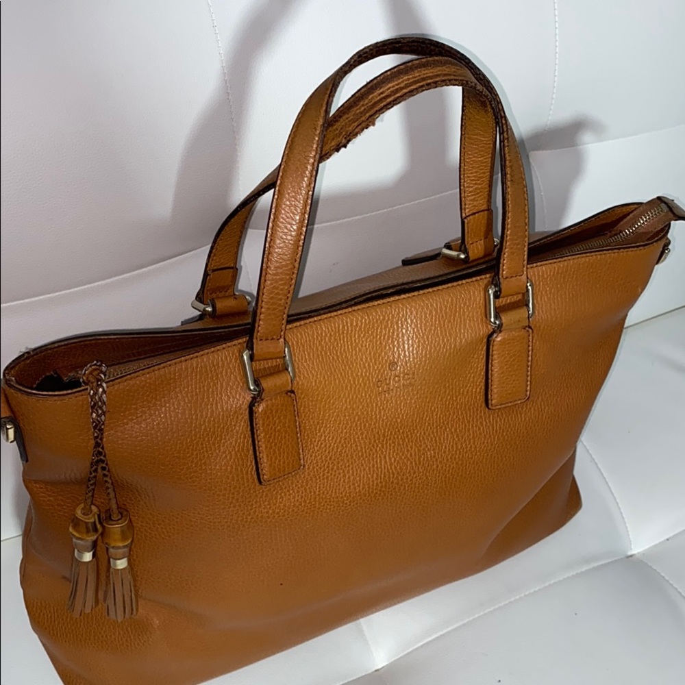Gucci Large Tan Leather Tote with Tassel - Picture 7 of 17